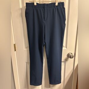 Under Armour women’s golf pant. Older style. Size 12. Navy Blue.